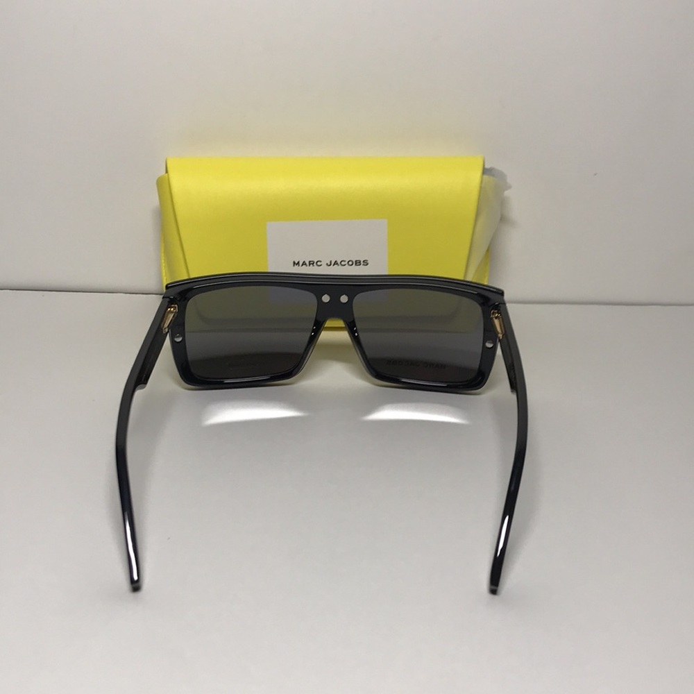 Marc Jacobs Black and White Sunglasses MARC 672/CS - Picture 15 of 15